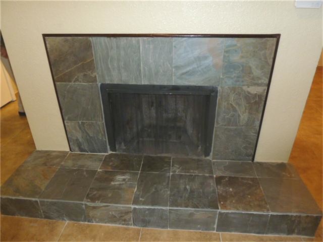 Building Photo - 2100 Tanglewilde St