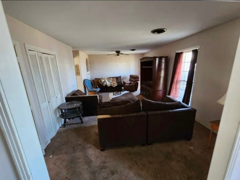 Building Photo - 139 Wagwood St