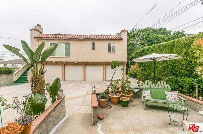 Building Photo - 1329 S Cloverdale Ave