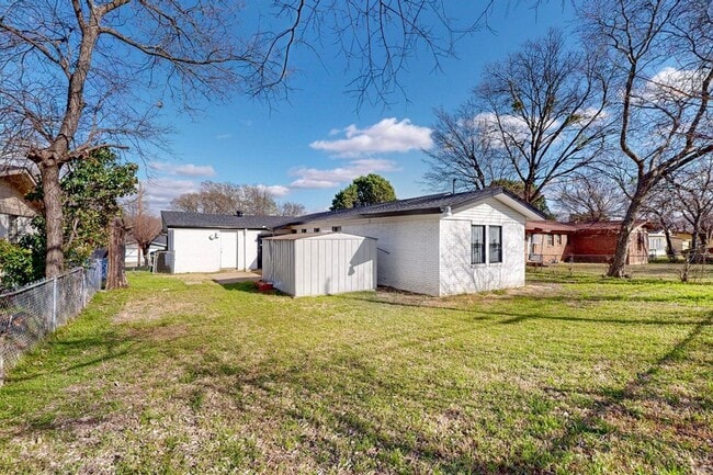 Building Photo - 4109 Fortune Ln