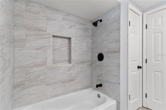 Building Photo - 7415 San Salvadore Dr