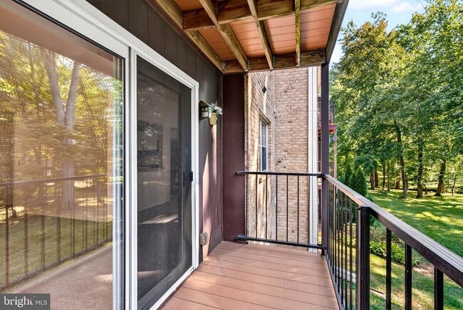 Building Photo - 107 Donzen Dr