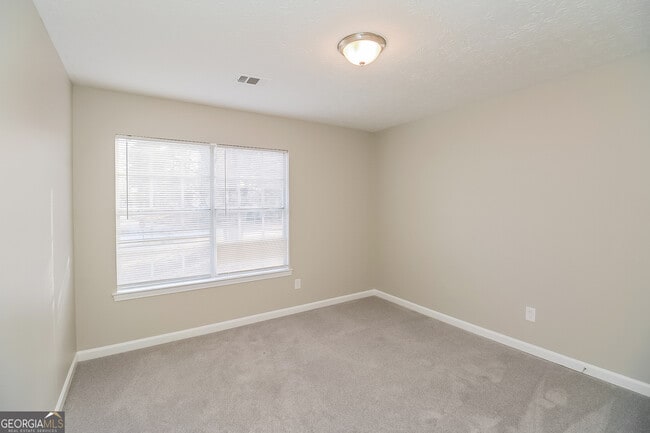 Building Photo - 177 Herscu Ct
