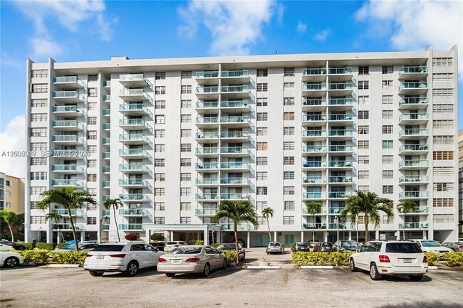 Building Photo - 2841 NE 163rd St