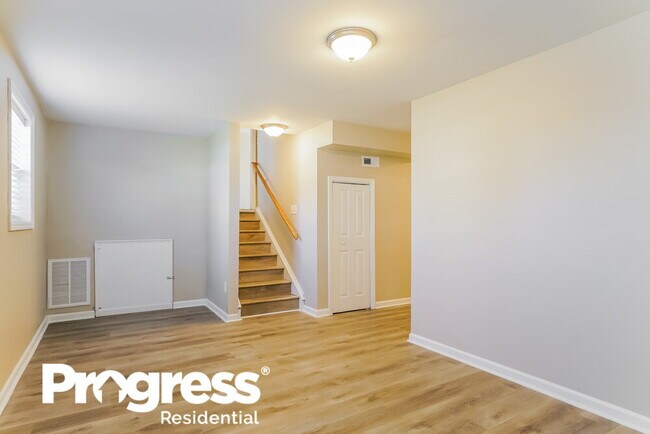 Building Photo - 3220 Mango Dr
