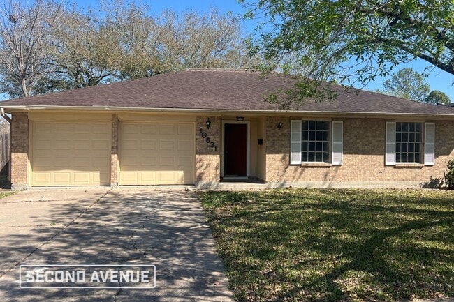 Building Photo - 10631 Sagewillow Ln