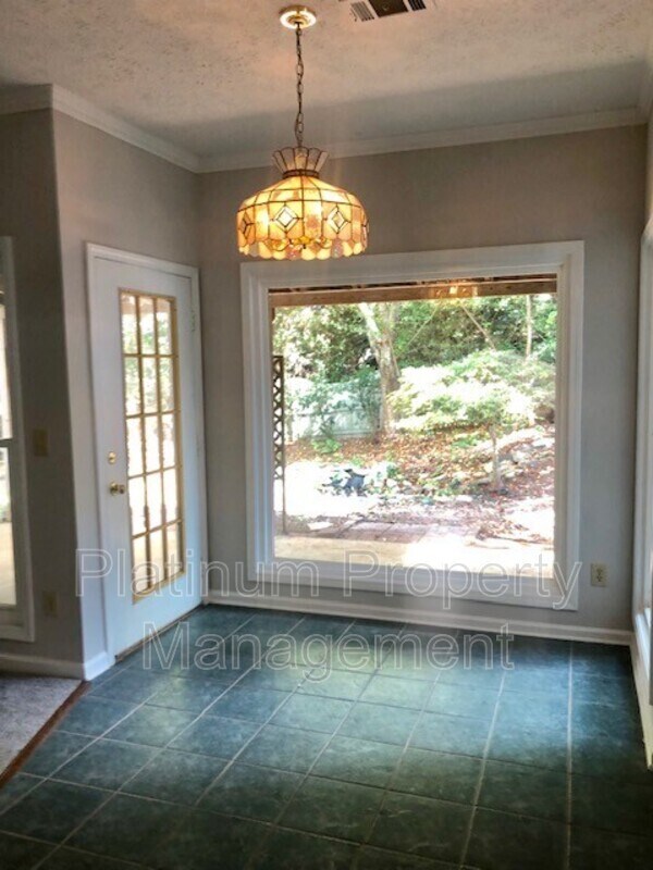 Building Photo - 740 Trellis Pond Ct
