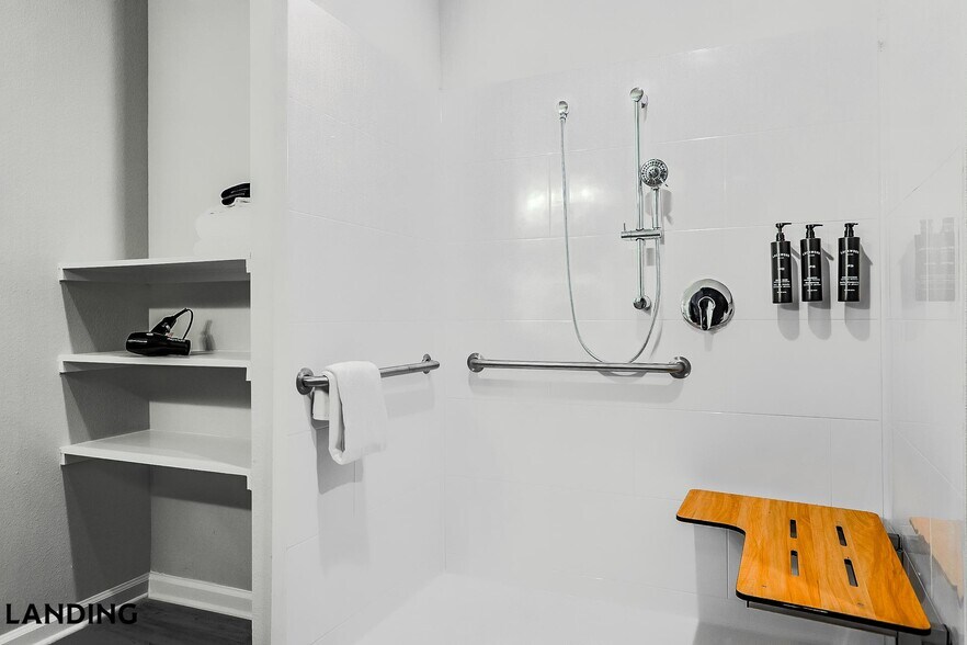 Building Photo - 1650 Harris Hill Rd