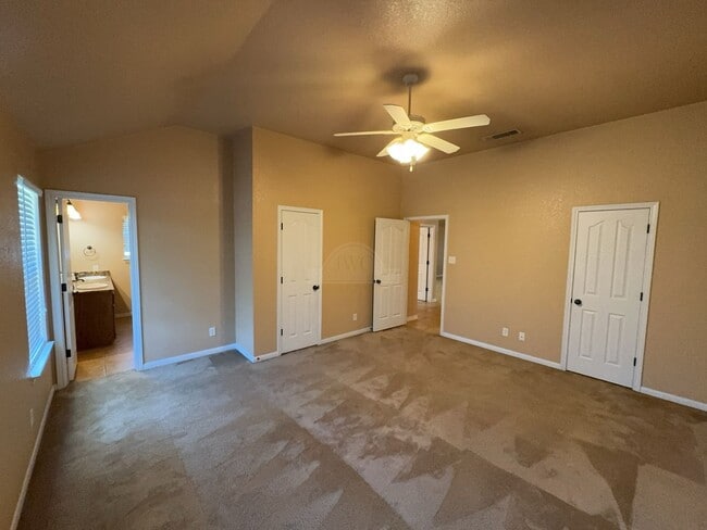 Building Photo - 4701 Autumn Valley Dr