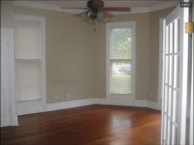 Building Photo - 1234 Park St