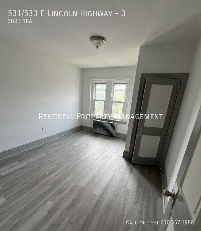 Building Photo - 531/533 E Lincoln Highway-3