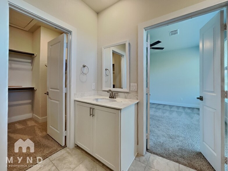 Building Photo - 8851 Oakland Rd