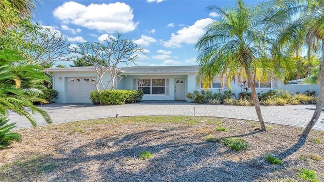 Primary Photo - 10237 Tarpon Dr