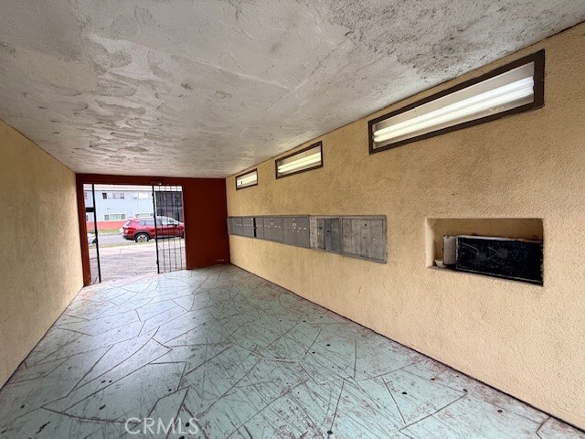 Building Photo - 1435 Laurel Ave