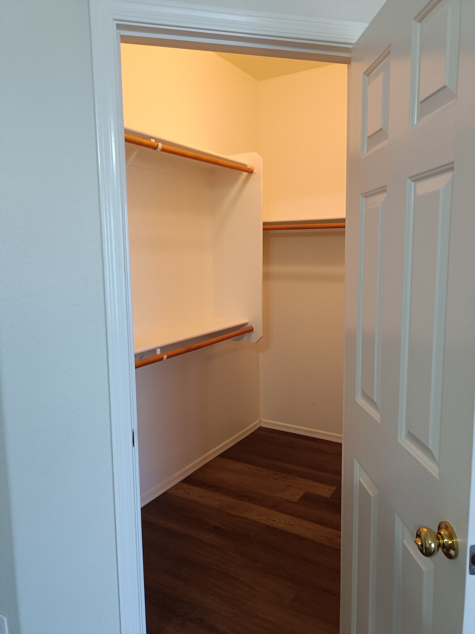 Primary Closet - 14634 W Ventura St