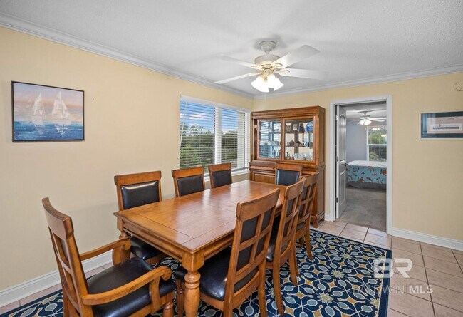 Building Photo - 4610 White Ave