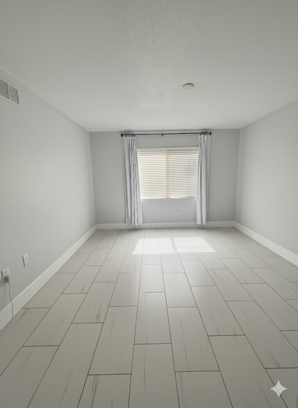 Building Photo - 5310 26th St W