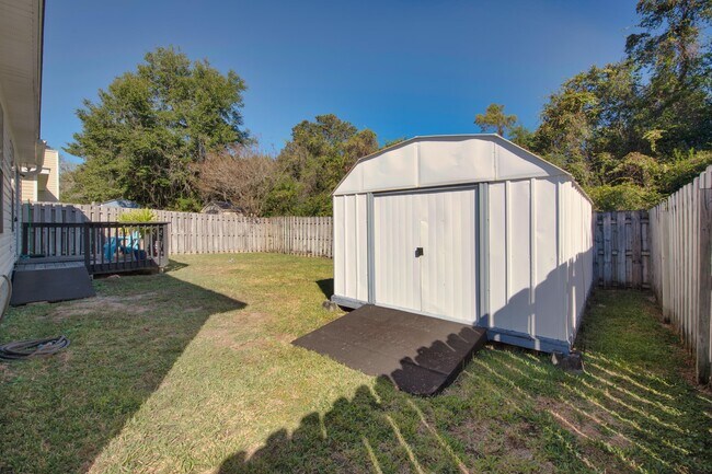 Building Photo - 2287 Harlan Ave