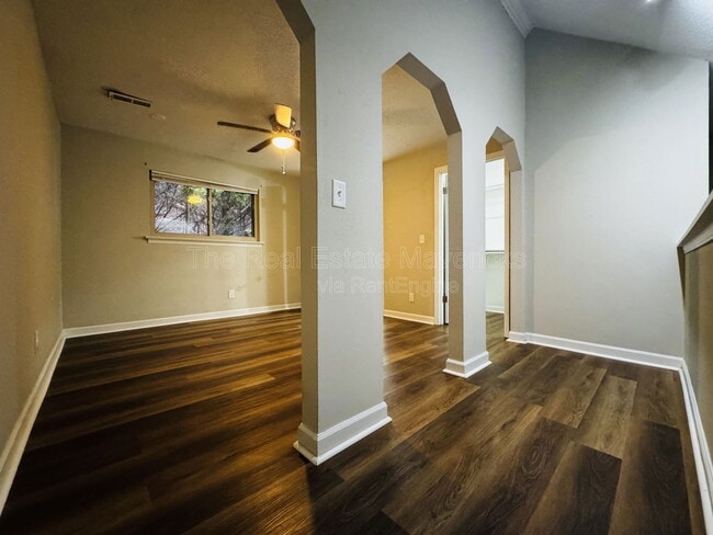 Building Photo - 4602 Delashmitt Rd