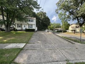 Building Photo - 8743 Orchard Ave