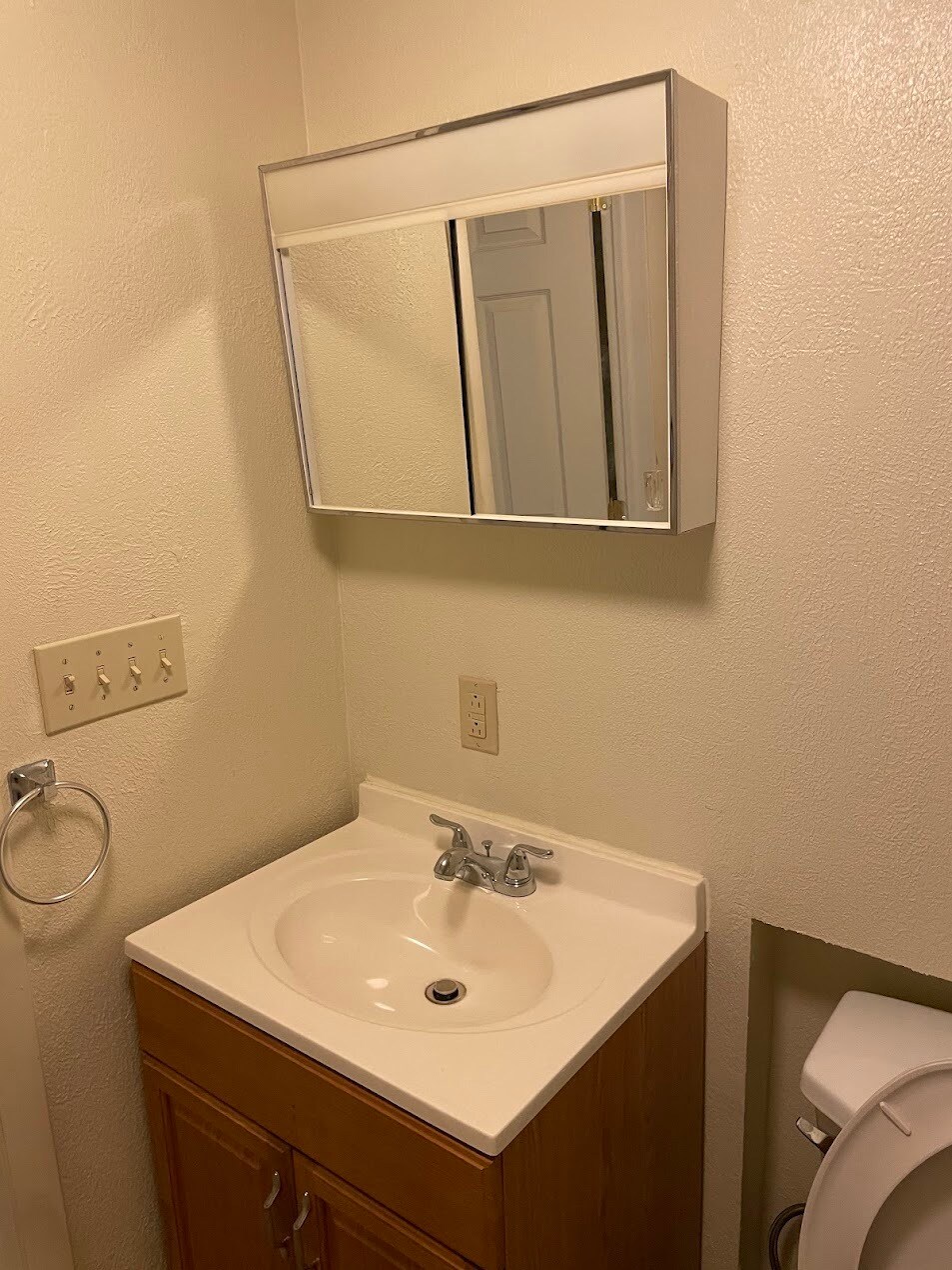 Apt I - 700 Brinton Ave