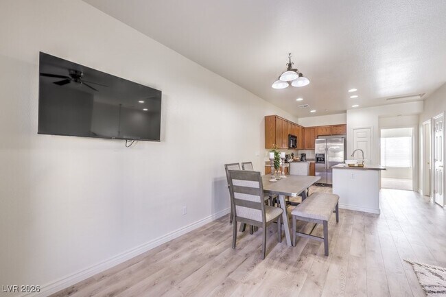 Building Photo - 7832 Blesbok Ct