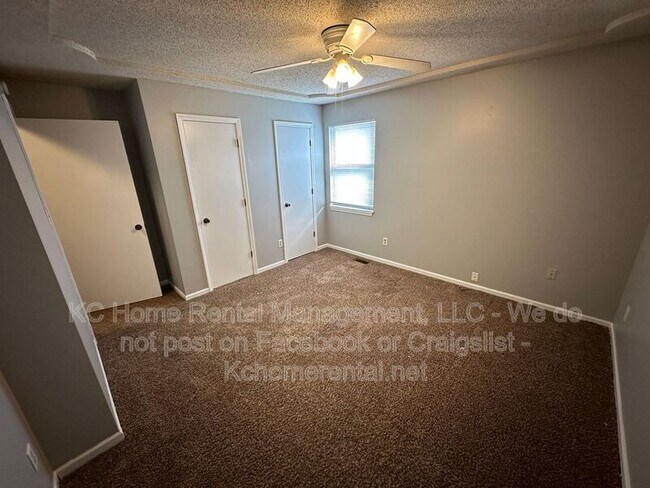 Building Photo - 35 Cherry St