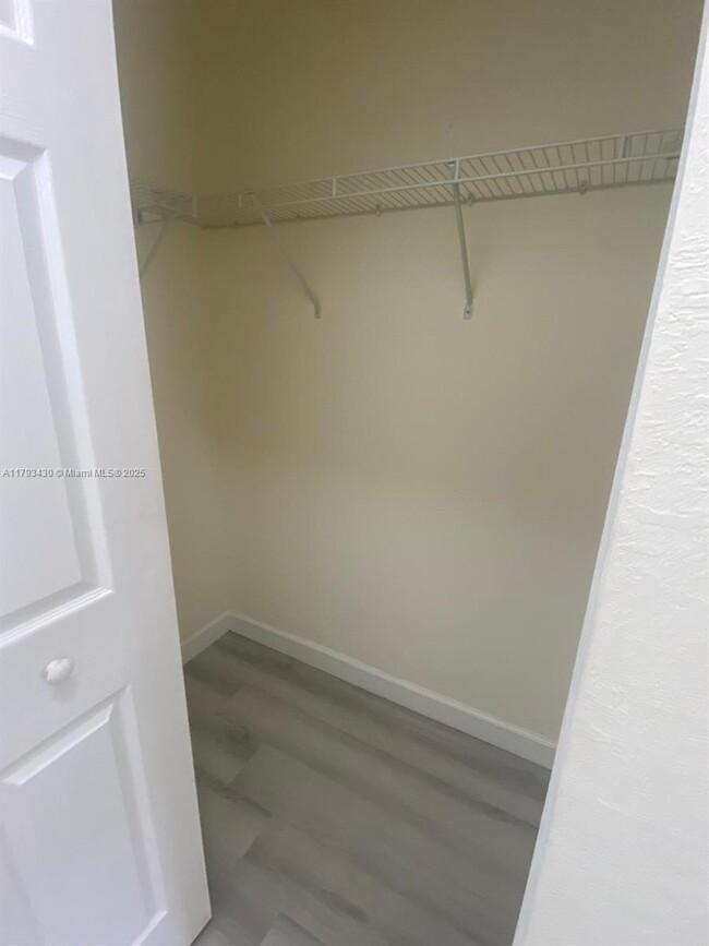 Building Photo - 17460 SW 153rd Ave
