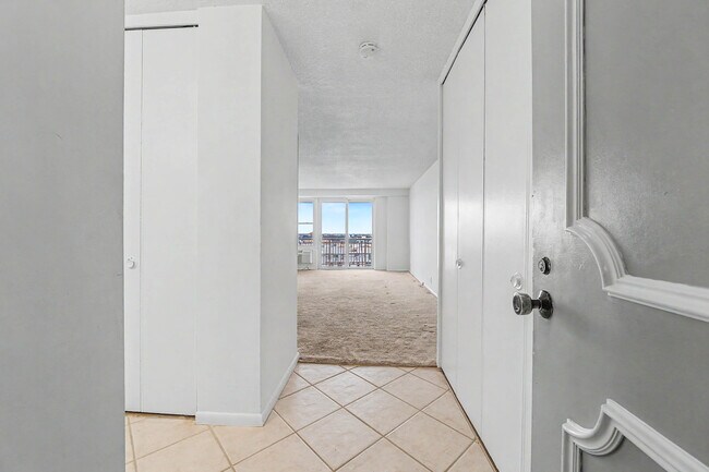 Building Photo - 9400 Atlantic Ave