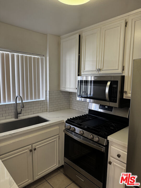 Building Photo - 221 N New Hampshire Ave