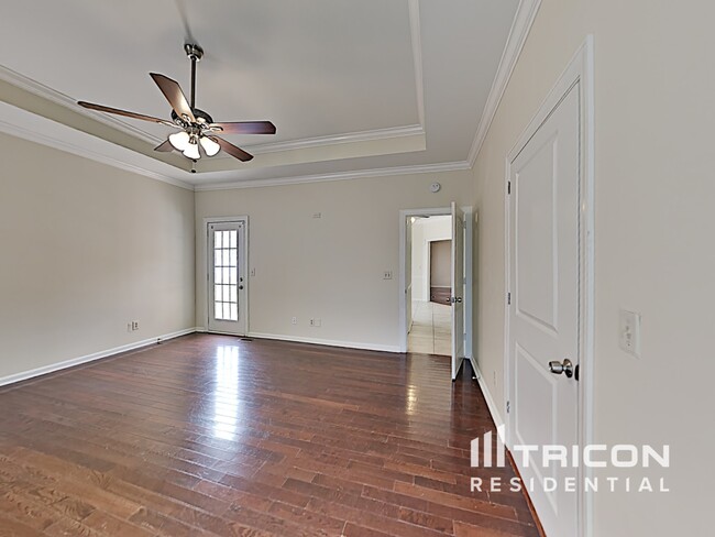 Building Photo - 1818 Brighton Dr