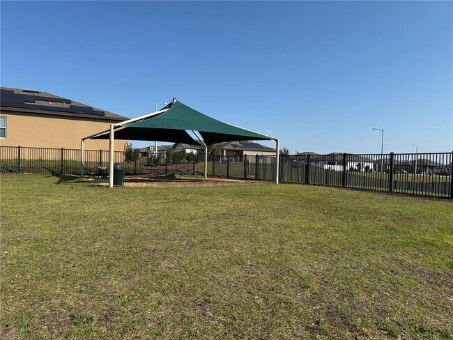 Building Photo - 453 Disa Dr