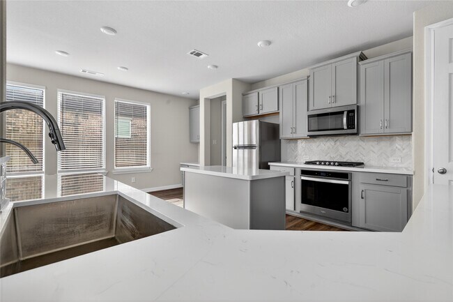Building Photo - 2638 Settler Hl Dr