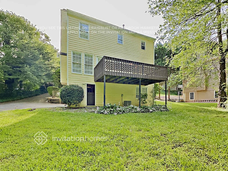 Building Photo - 6117 Fire Fly Ct