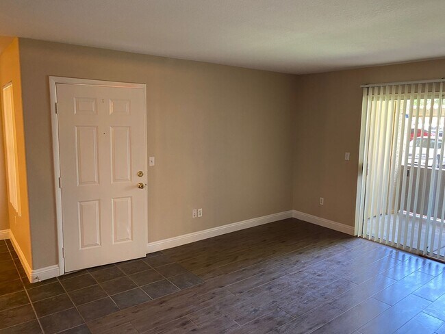 Building Photo - 2300 E Silverado Ranch Blvd
