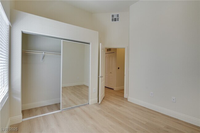 Building Photo - 8985 S Durango Dr