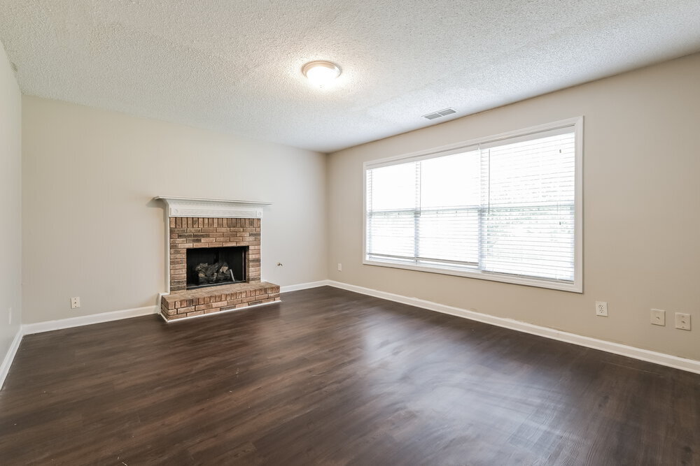 Building Photo - 717 White Dove Dr
