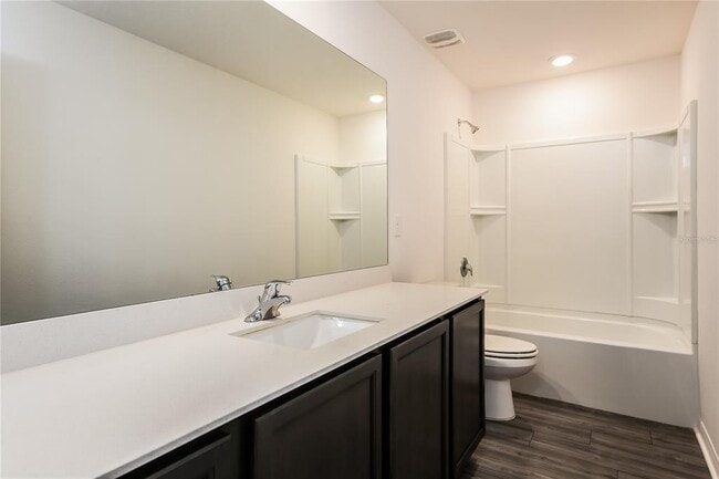 Building Photo - 1375 Swan Lake Cir