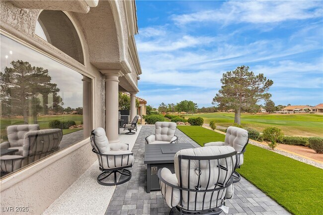 Building Photo - 9513 Villa Ridge Dr