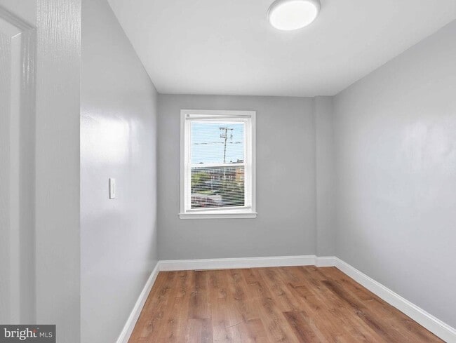 Building Photo - 3603 Ravenwood Ave