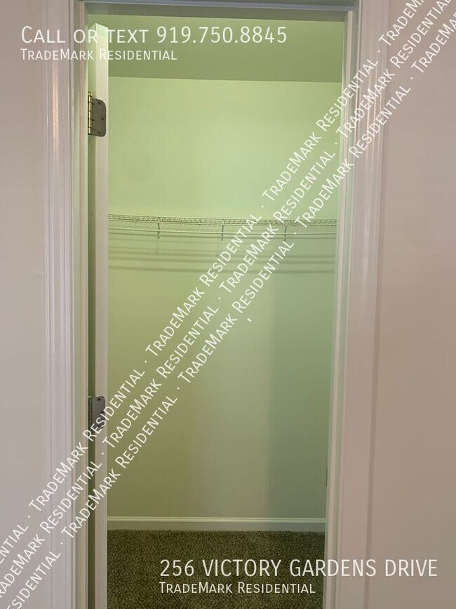 Building Photo - 256 Victory Gardens Dr