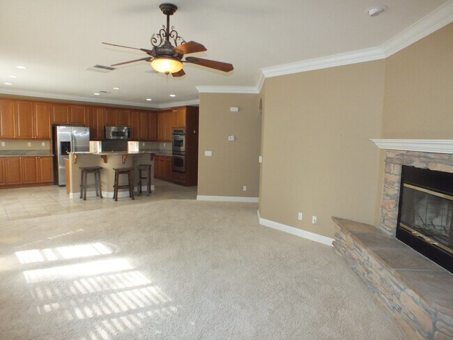 Building Photo - 5/3 3386 sf El Dorado Hills Woodridge home