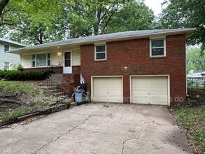 Building Photo - 8648 E 52 Terrace