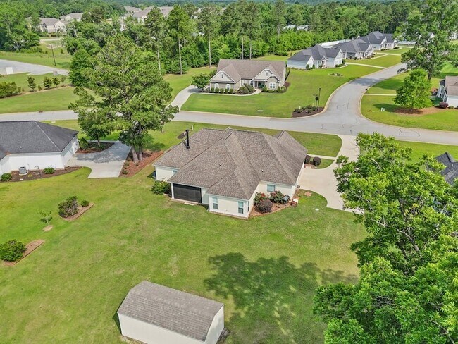 Building Photo - 128 Thistledown Dr