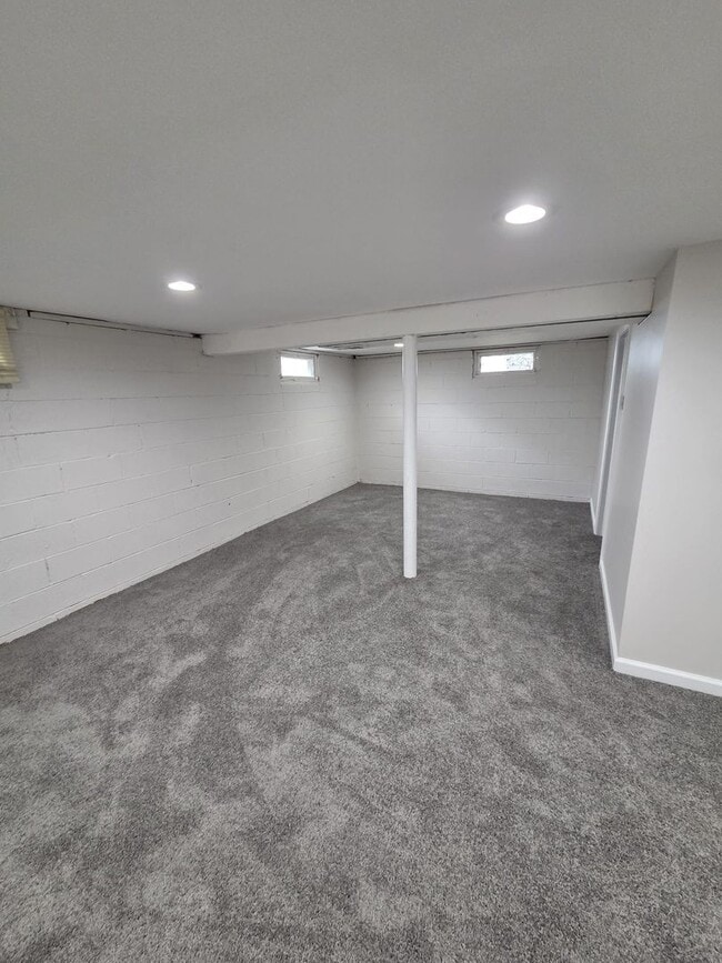 Building Photo - 955 Egret Dr
