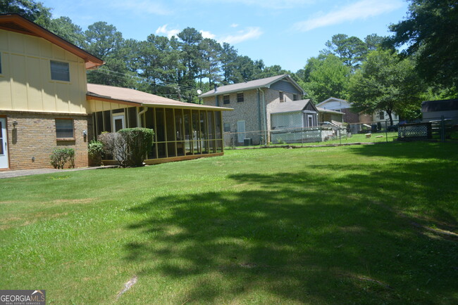 Building Photo - 354 Roy Huie Rd