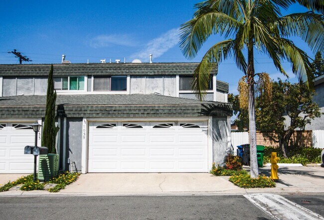 Building Photo - 7035 Lisa Ln