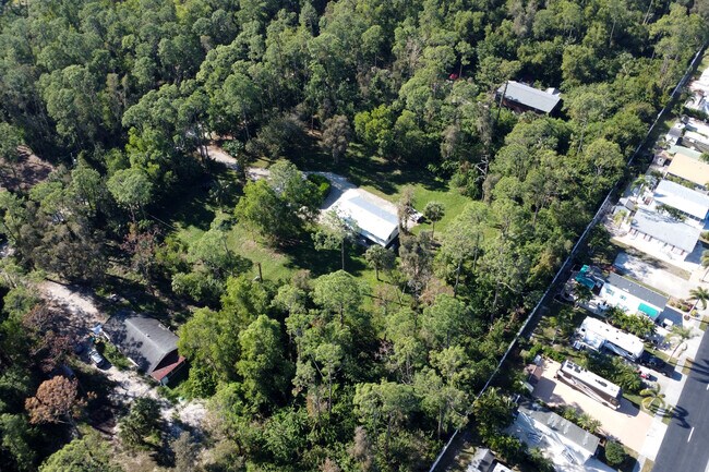 Building Photo - 1725 Acremaker Rd