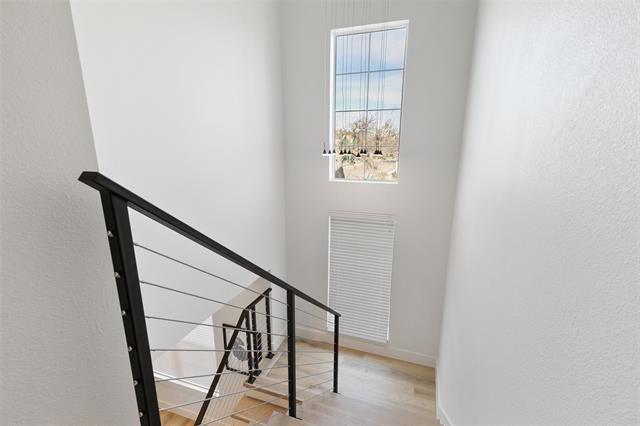Building Photo - 2513 N Winnetka Ave