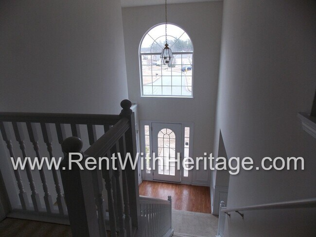 Building Photo - GORGEOUS 4 BEDROOM/2.5 BATH HOME!!!!................IN POPULAR VICKERS MILL SUBDIVISION.